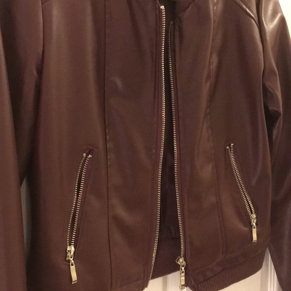 Never wear this - Picture 2 of 5